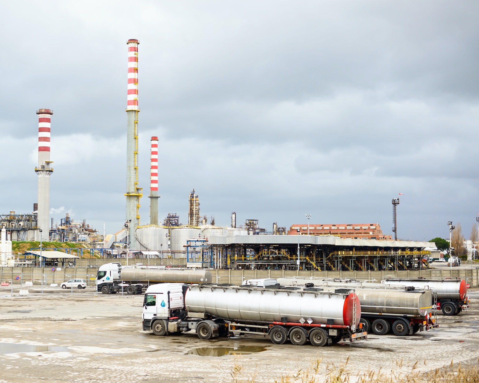 Oil Refinery